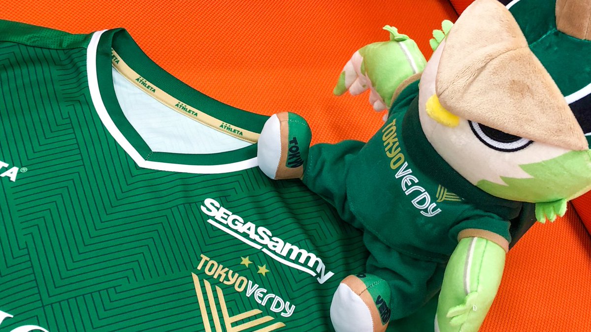 Uzivatel セガ公式アカウント Na Twitteru 今日は みどりの日 セガサミーがユニフォームパートナーとなっている東京ヴェルディさん の ヴェルディ は ポルトガル語で 緑 を意味する Verde からの造語なんです そしてマスコットのリヴェルンは今日が1歳の