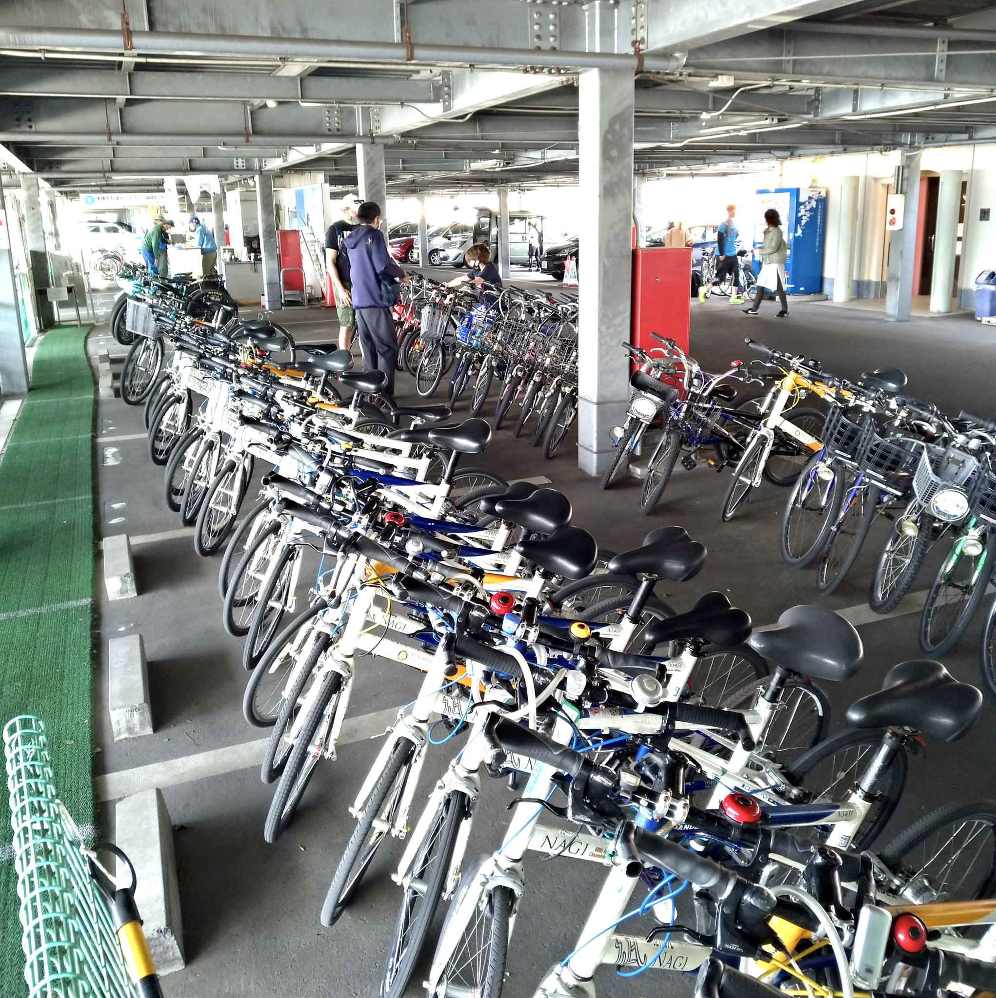 しまなみジャパン 公式 今日も暖かくて サイクリングするにはバッチリでござるね 5月4日9時時点で 尾道港ターミナルの レンタサイクルは まだあるでござるよ みんなでレッツサイクリング 楽しんで来てもらいたいでござるね しまなみ海道