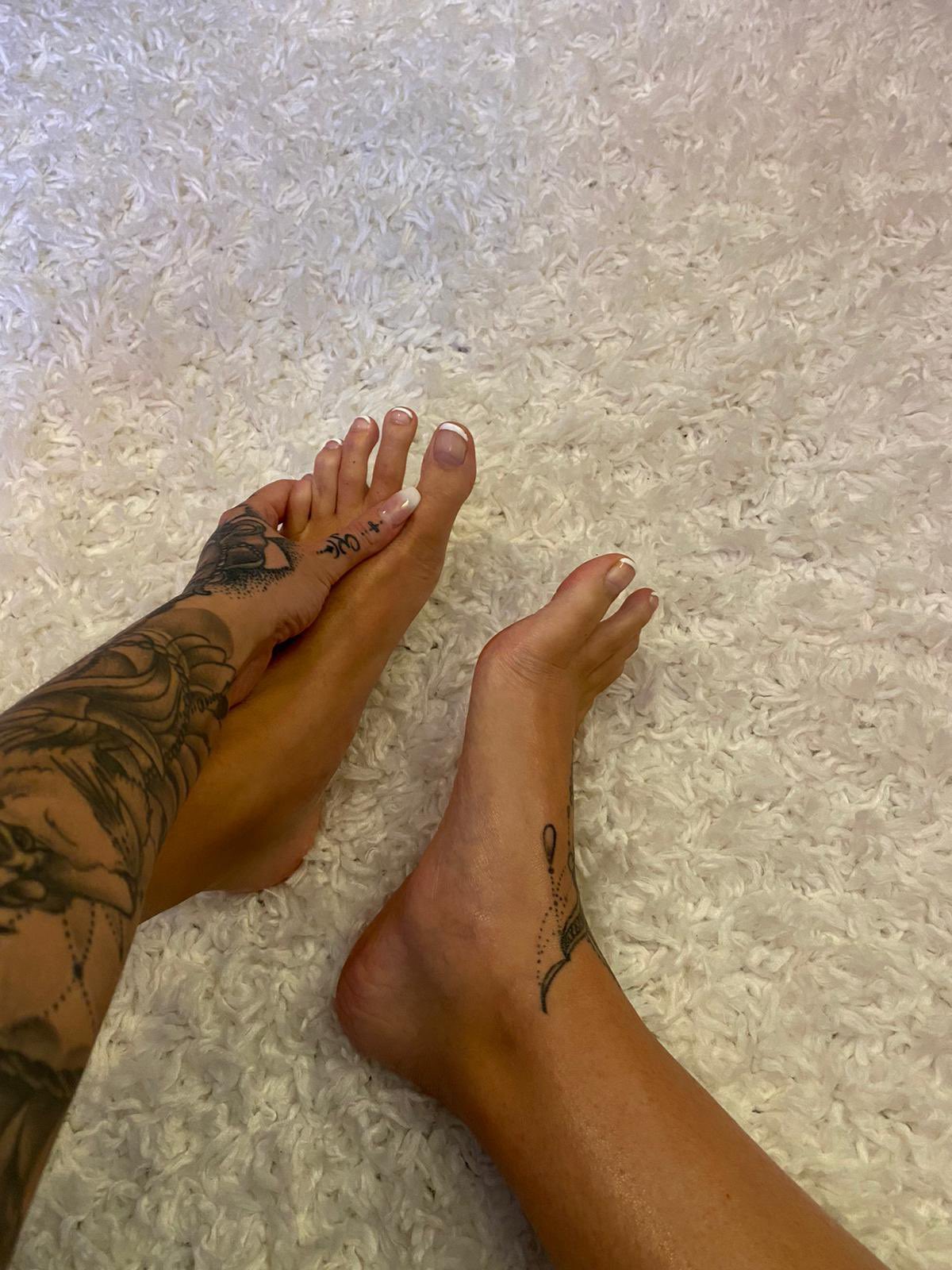 TW Pornstars - 1 pic. Marley Brinx. Twitter. If you like feet check my  onlyfans for tons of feet content. 12:52 AM - 4 May 2021