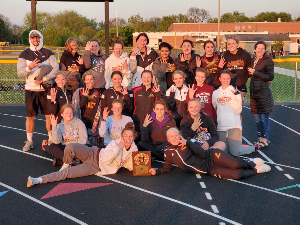 Erin_Mulford's tweet image. Congrats to the IFA track girls! Winners of the Cadet Relays! Fifth win of the season and fourth one in a row!
Special shout out to the seniors!
#IFACadetPride