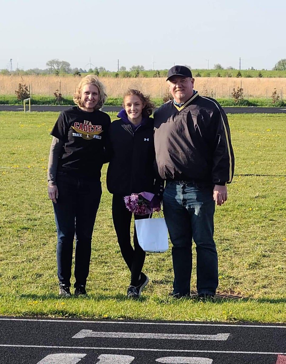 Erin_Mulford's tweet image. Congrats to the IFA track girls! Winners of the Cadet Relays! Fifth win of the season and fourth one in a row!
Special shout out to the seniors!
#IFACadetPride
