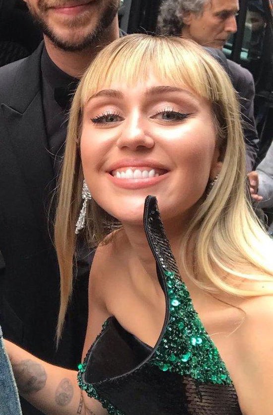 MileyCyrusBR's tweet image. always the prettiest