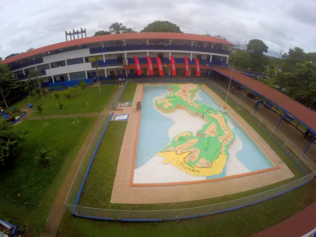 ¡75 años de la Escuela Secundaria Pedro Pablo Sánchez!
¿Están o estuvieron en este renombrado colegio?