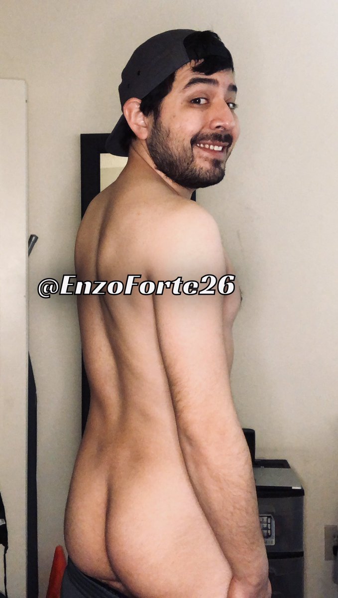 Hey all, I decided to set a camming schedule for the next couple weeks. Cum join me on @chaturbate for a sexy-good time! (All times in MDT) 5/4: 7PM-12AM 5/8: 9PM-12AM 5/12: 7PM-12AM 5/14: 9PM-12AM 5/19: 7PM-12AM ⬇️ Link Below ⬇️