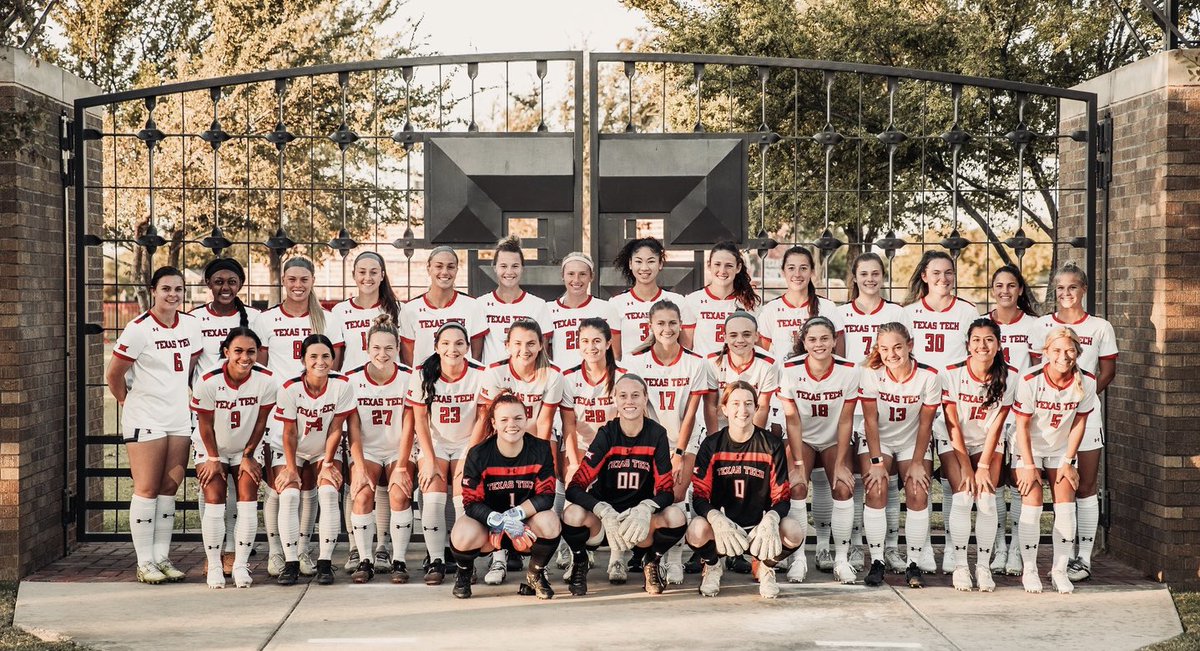 TexasTechSoccer's tweet photo. “Siri, show me a photo of the team with the TOP GPA at Texas Tech.”

Siri: 👇 https://t.co/104L2flYzy