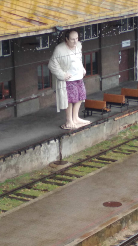tony soprano statue in lithuania