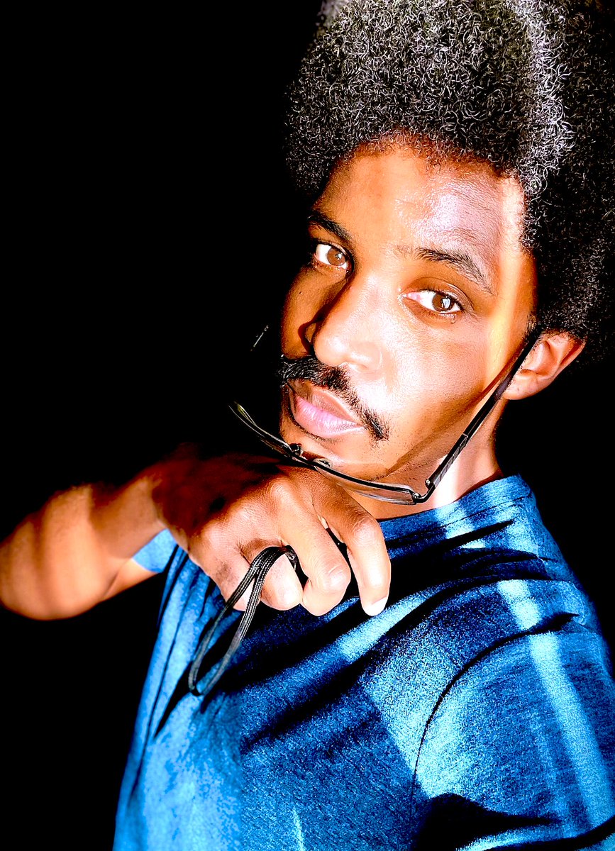 jordanperkins2's tweet photo. Working back on my goals to get back into acting and modeling let the race to my dreams begins once more #goals #2021 #dreambig #nevergoingtostop #gettingbacktoit #mylife #myworld #mypassion #lifepassion #photoghraphy #selflove #selfconfidence #goingforit #photo #picture #me https://t.co/HRzEe8YApT