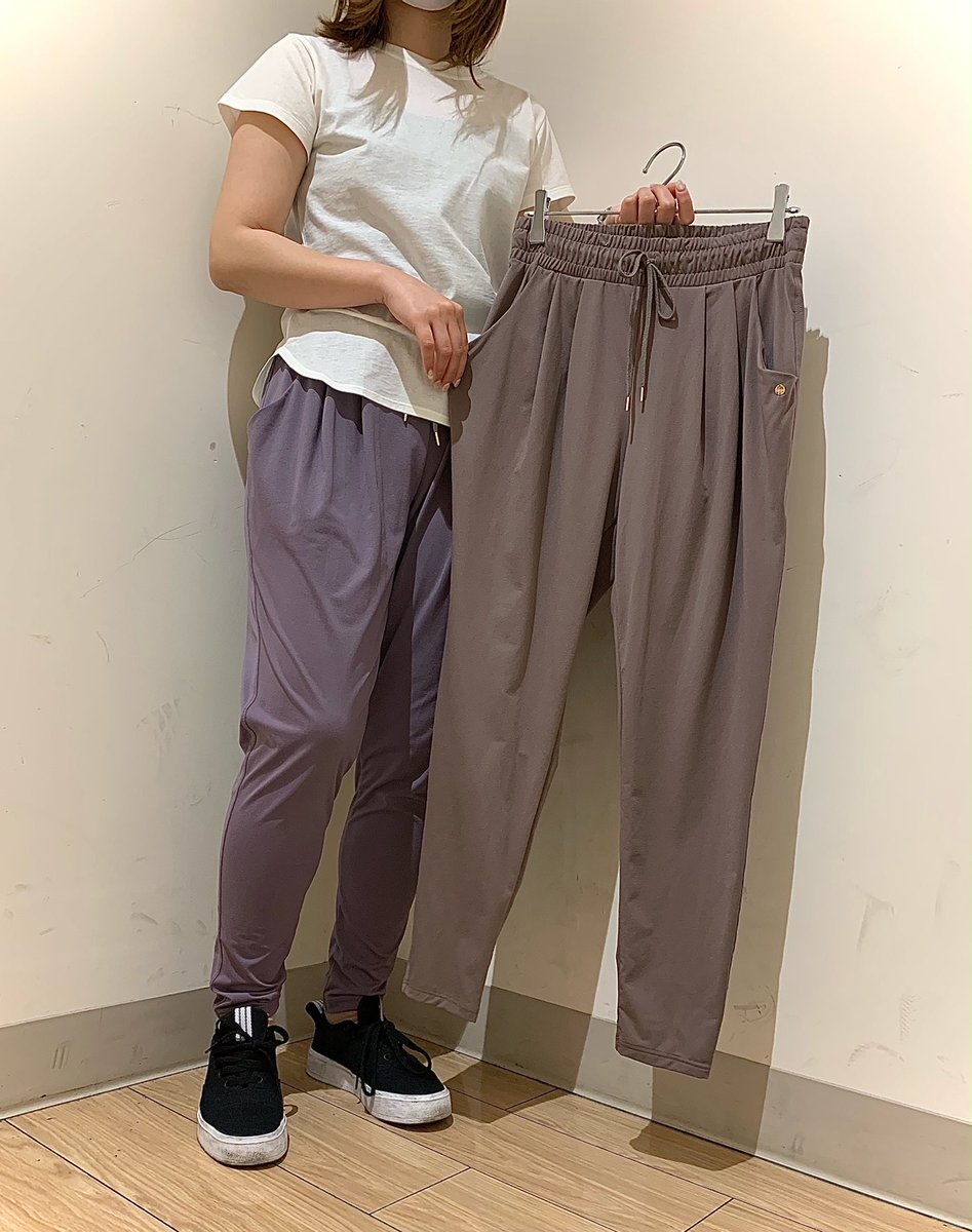 【チャコット】レギッパーズパンツ/試着のみ美品/ジョッパーズパンツ/ヨガウェア チャコット】レギッパーズパンツ/試着のみ美品/ジョッパーズ