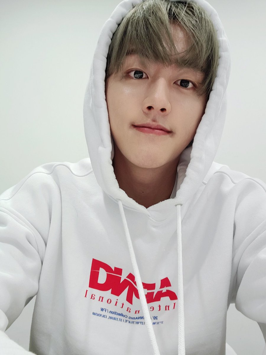 SF9_Thaitrans's tweet photo. [THAI-TRANS] FANCAFE 03.05.2020 #SF9 #ยองบิน

หัวข้อ: สัปดาห์นี้ก็

ไฟท์ติ้ง!!! ฝันดีนะครับ!! https://t.co/KCIkFkXxNe