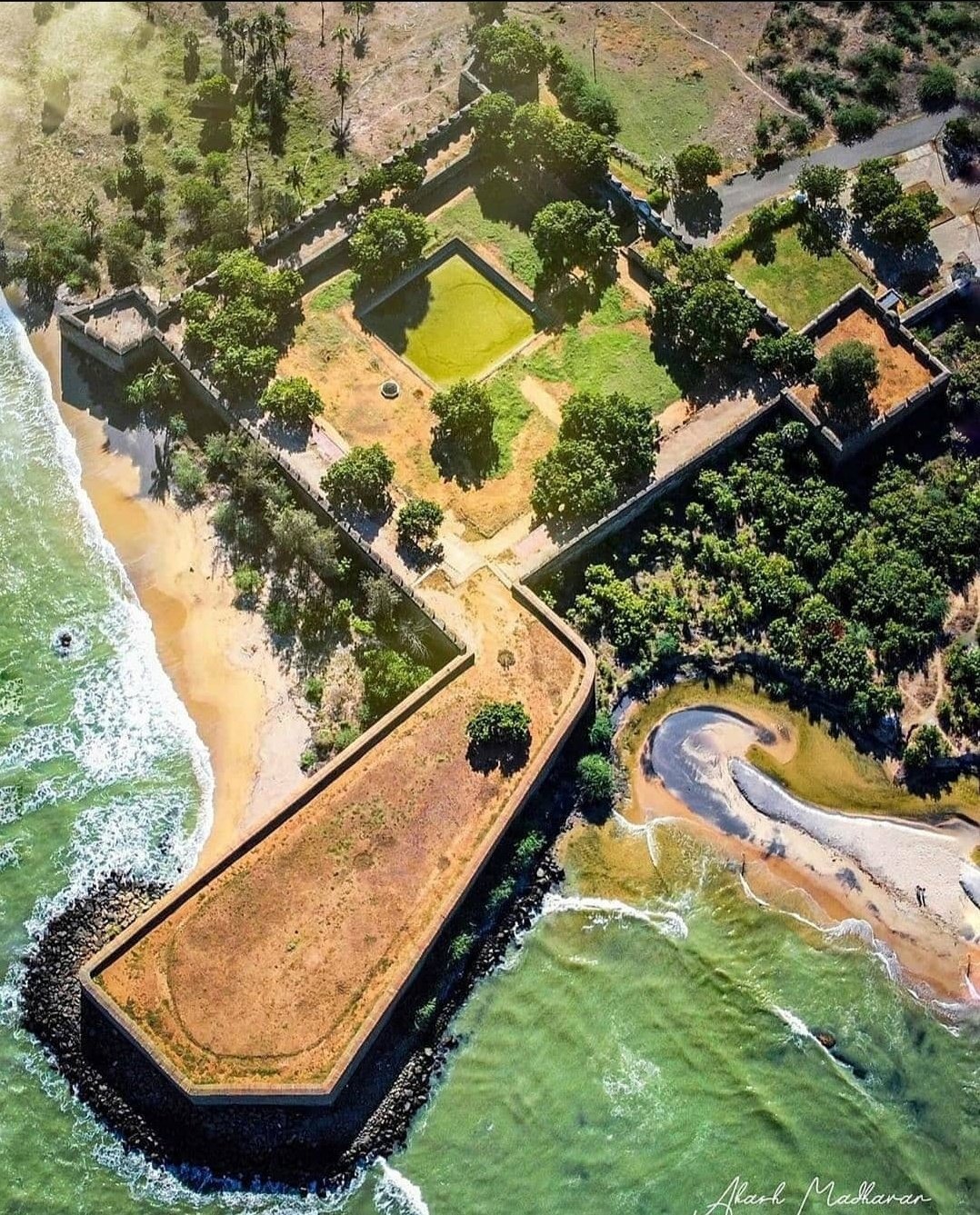 Anu Satheesh 🇮🇳🚩 on X: "Vattakottai fort is a must visit location in Kanyakumari and considered as one of the most visit tourist destinations in Tamilnadu. https://t.co/46njmXAOst" / X