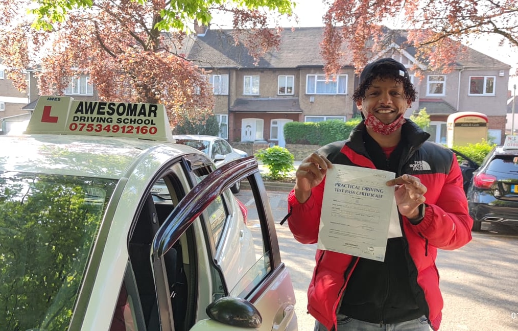 Awesoow's tweet image. 