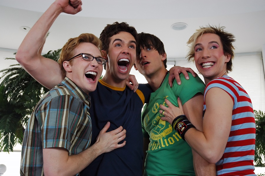 Голубка горивец рицвет огнивец. Cameron dallas dolan twins. Malik delgaty benjamin blue. Голубой пирог фильм 2006. Голубые парни на пляже.