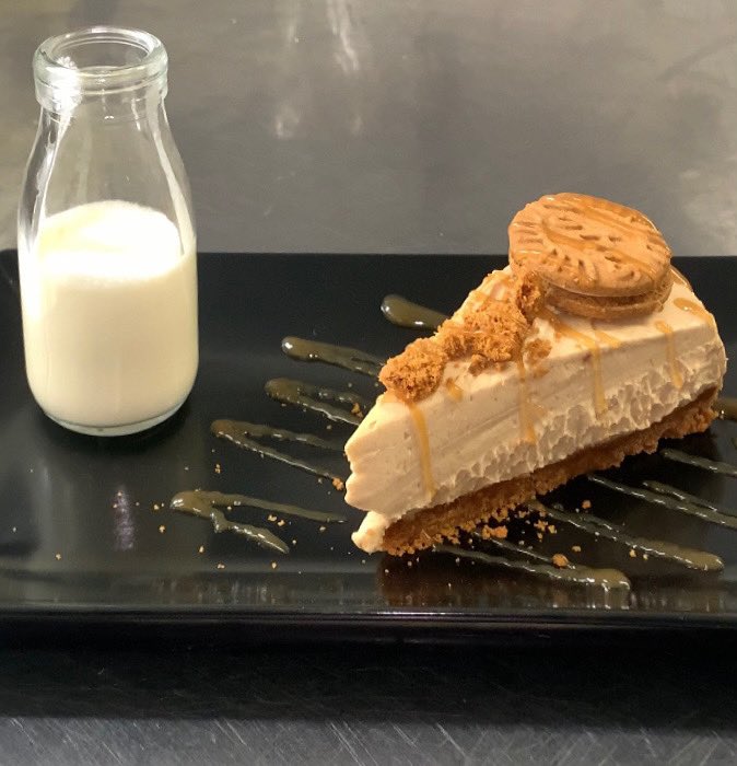 Homemade Biscoff cheesecake 😍🤤#AvailableNow #HereOrAtHome