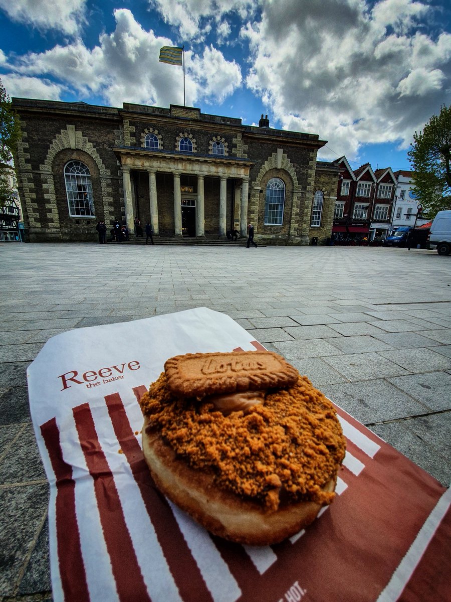 Biscoff &amp; Salted Caramel Doughnut! 😍 <a href="/ReevetheBaker/">Reeve the Baker</a>