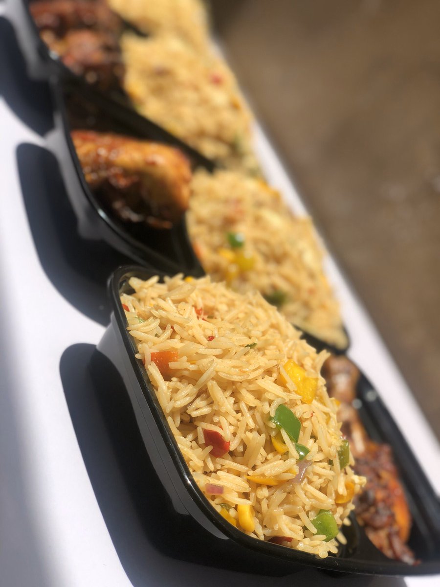 SExquiste's tweet image. Stir fried Chinese rice and grilled chicken available for immediate delivery or pickup.                                        📞08133856207