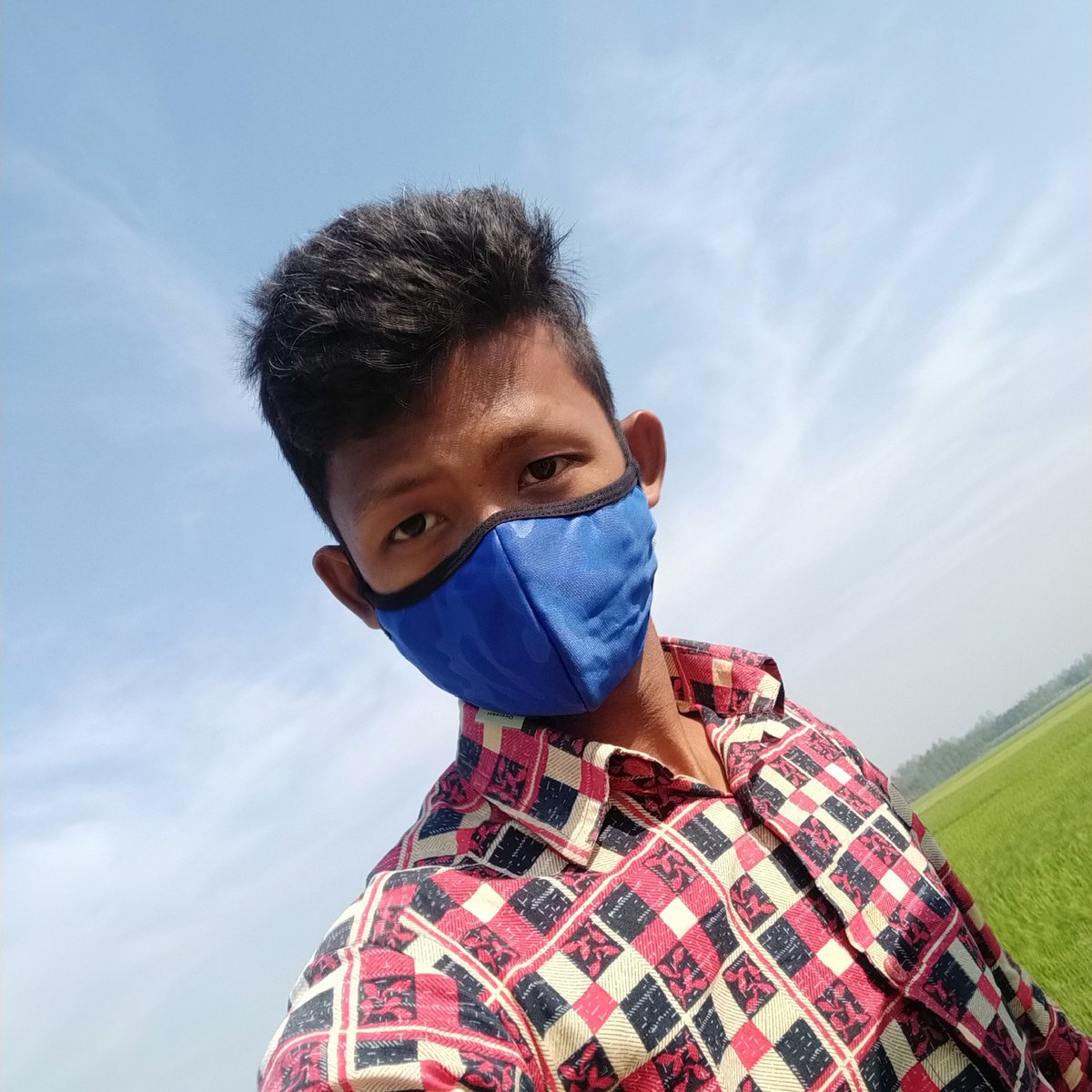 #Feeling_alone_with_me