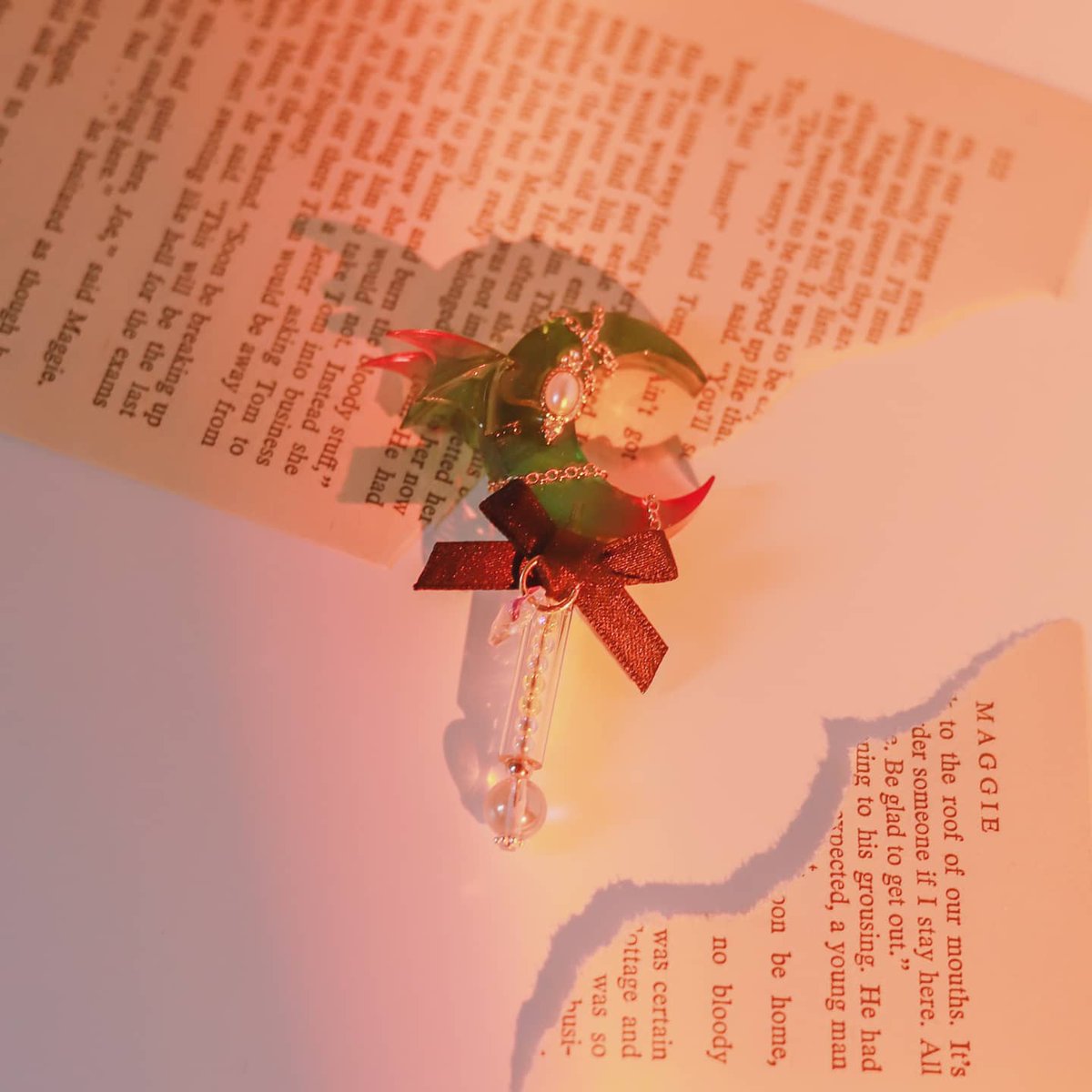 뾰로롱~❤ 요술봉 키링 등장!
악마컨셉으로 만들어보았습니다😈💕
구매문의는 디엠으로 주세요~