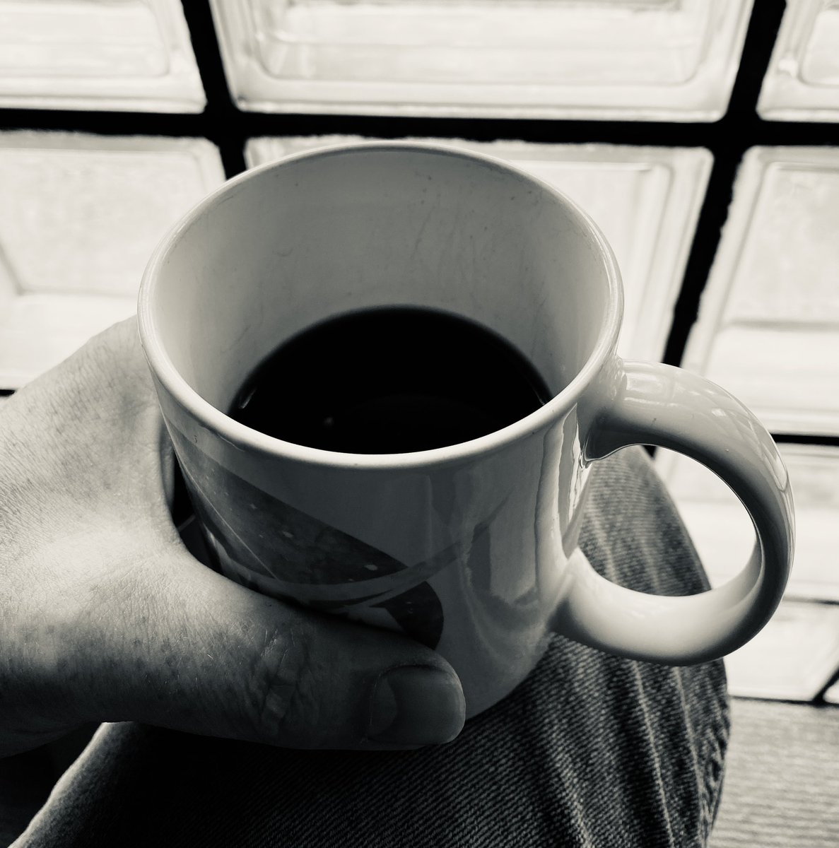 unknownsymmetry's tweet photo. Way past due ..... eh @TheAstroShake ?

#showmethecoffee https://t.co/H5V3VPBiTX