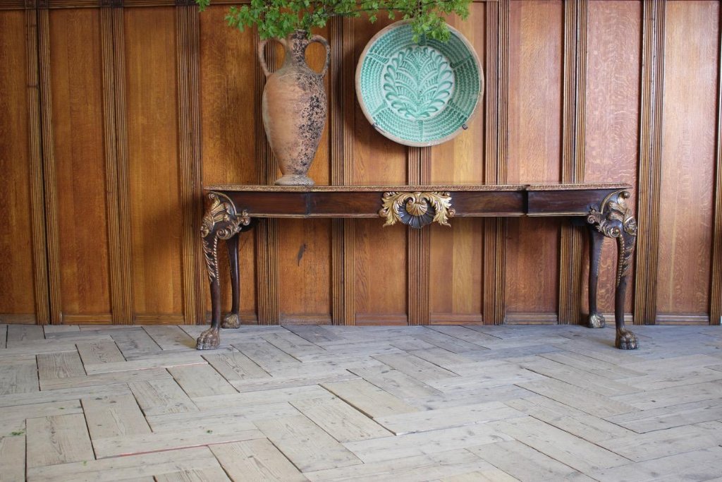 BrownriggUK's tweet image. Fine Late 19th cent Large Mahogany and parcel Gilt Serving Table in the 18th Cent Taste.

Get more here-bit.ly/33cON6h

#servingtable #antiquetable #antique #furniture #interior #design #homedecor