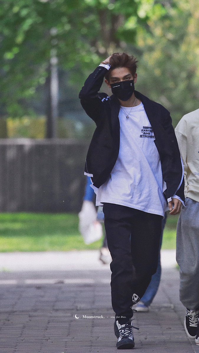 Sunnymoon0120's tweet photo. Cr. MOONSTRUCK·段星星
#DuanXingxing #youthwithyou3 https://t.co/mKIOZsAlFk