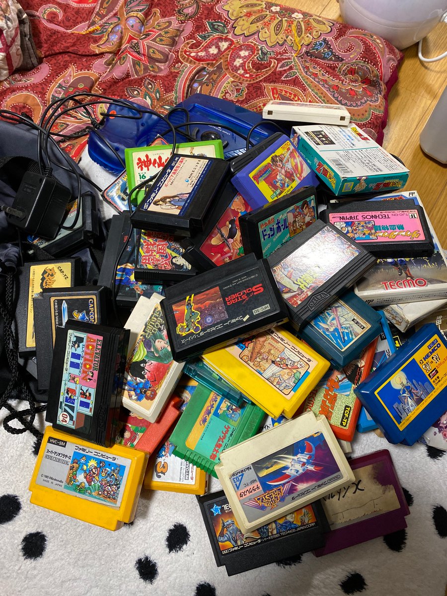 古いゲームを捨ててはならぬ それらはもう新たに作られないし作れないのだ マニアの方が探してることがある 攻略本もぜひ Togetter 古いゲームを捨ててはならぬ それらはもう新たに作られないし作れないのだ マニアの方が探してることがある 攻略本もぜひ Togetter