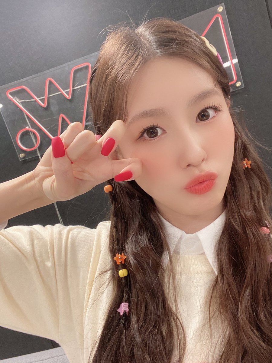 G_I_DLE tweet picture
