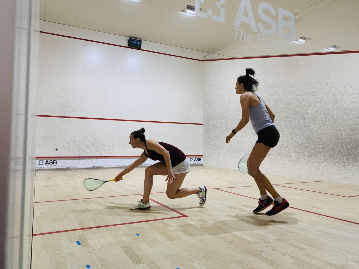 NBD just a couple of #psaworldtour players <a href="/SquashNic/">Nicole Bunyan</a>  &amp; <a href="/HaleyLMendez/">Haley Mendez</a>  #squashingit on our court this morning. Not a bad way to kick off the week! 

Thanks for stopping by ladies! Hope you enjoyed #mcsc -you're welcome here anytime!
⭐️⭐️⭐️⭐️⭐️⭐️⭐️⭐️⭐️