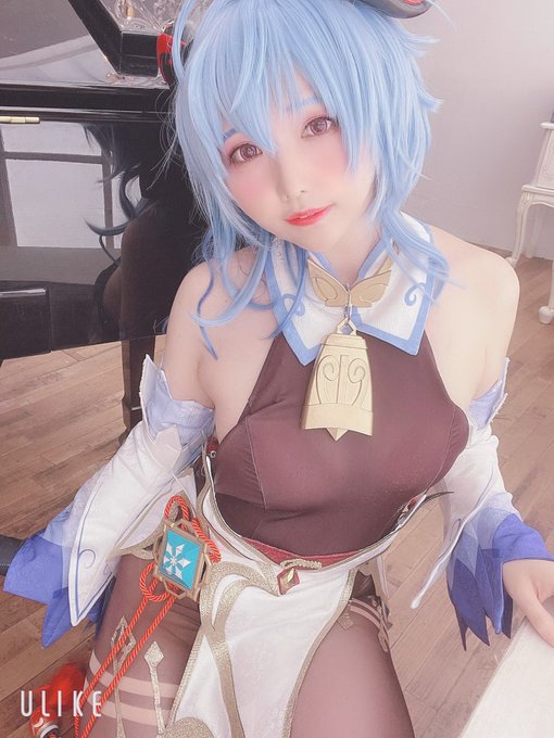 Twitterのコスプレ画像18