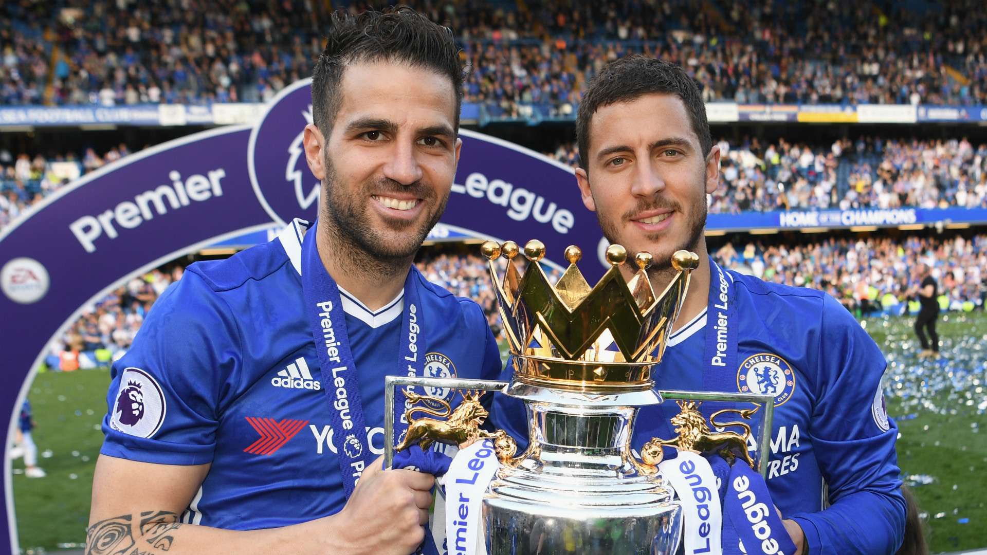 Happy birthday to for me top 3 Premier League midfielders of all time. Cesc Fàbregas.  