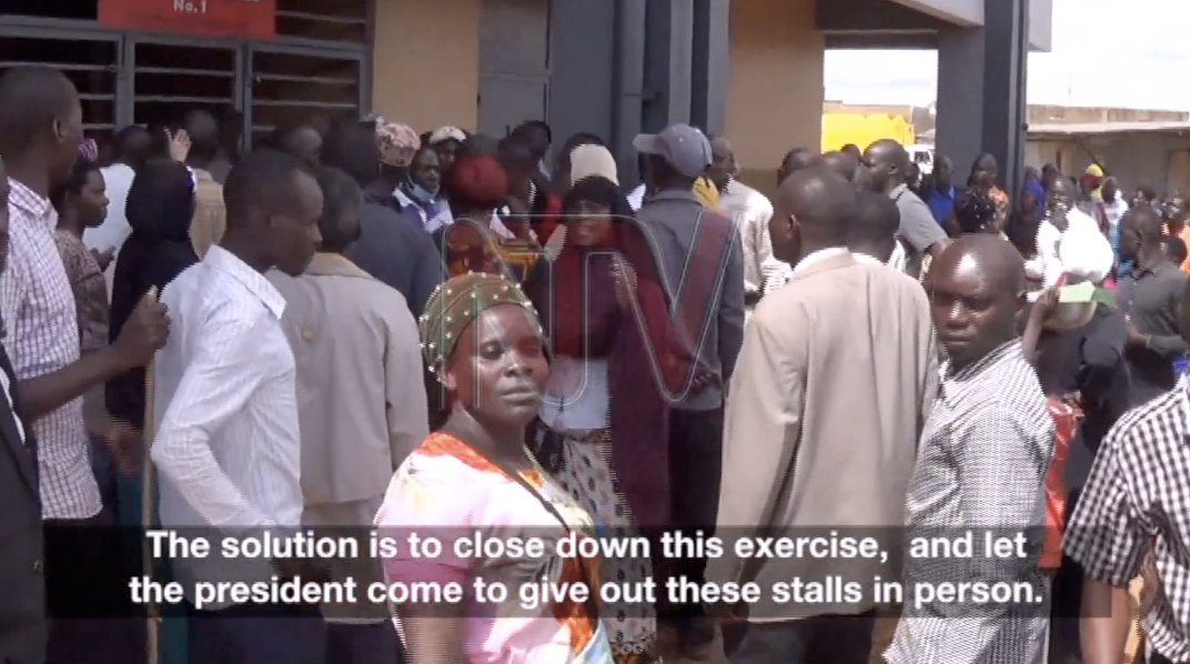 Over 1000 market vendors have been left out in the resettlement exercise of handing out new stalls to market vendors in the newly constructed Busia market by officials from the ministry of local government. #NTVNews zionly.io/HmAsdgC?utm_me…