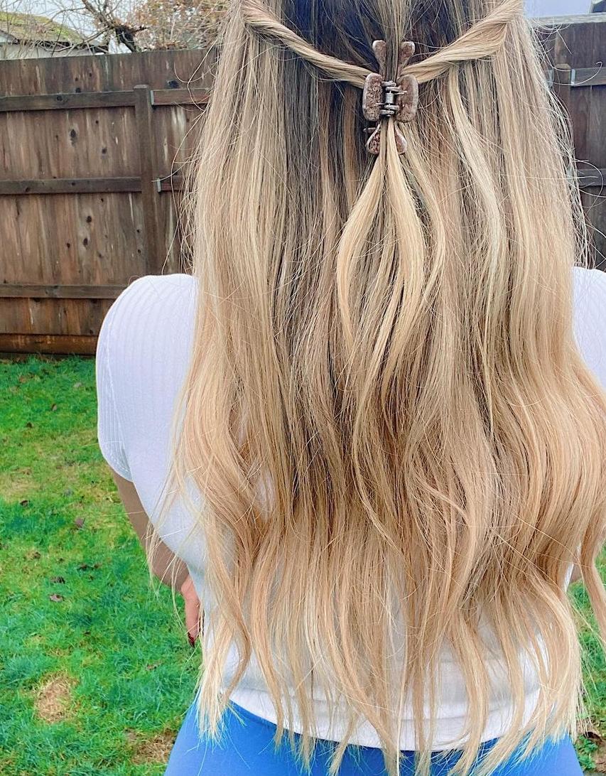 Eva36116's tweet image. Quit your job. Buy a ticket. Get a tan. Fall in love. Never return.