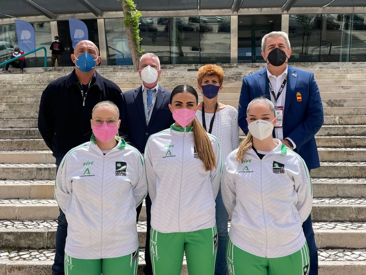 Área de Deporte (@deportemalaga) on Twitter photo Tres karatekas malagueñas lograron medallas en la Premier League de Lisboa este pasado fin de semana, última prueba puntuable para los próximos Juegos Olímpicos de Tokyo 2020. 👉bit.ly/3tjSVvT <a href="/malaga/">Ciudad de Málaga</a> <a href="/malaga_2020/">Málaga 2020</a> Tres karatekas malagueñas lograron medallas en la Premier League de Lisboa este pasado fin de semana, última prueba puntuable para los próximos Juegos Olímpicos de Tokyo 2020. 👉bit.ly/3tjSVvT <a href="/malaga/">Ciudad de Málaga</a> <a href="/malaga_2020/">Málaga 2020</a>