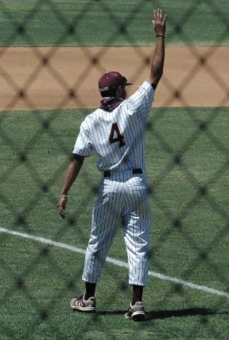 PhilipSanchrz's tweet image. And he walks away forever. Been an honor watching you play son. Words can’t describe the pride I have because you are my son. Love u and always be you. @bobosanchez4