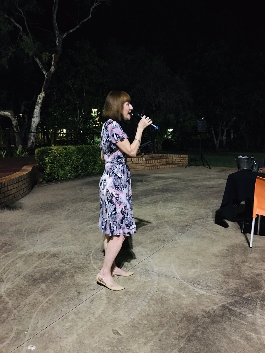 bec harnett tweet media