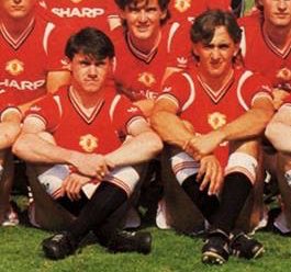 Truly heartbroken at the passing of a great friend Alan McLoughlin,a great footballer,a fabulous coach,a wonderful man who fought like a warrior until the end.My thoughts are with Deby,Megan and Abby xx 😪