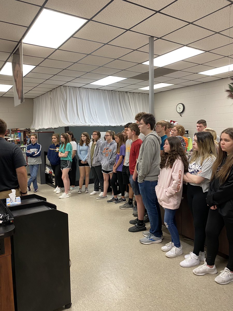Oneida_Schools's tweet image. Students from OMS and OHS visited @TCATOneida to learn about career opportunities and training available at our local TCAT campus. OSSD is proud to partner with TCAT to offer our students a wide range of opportunities.