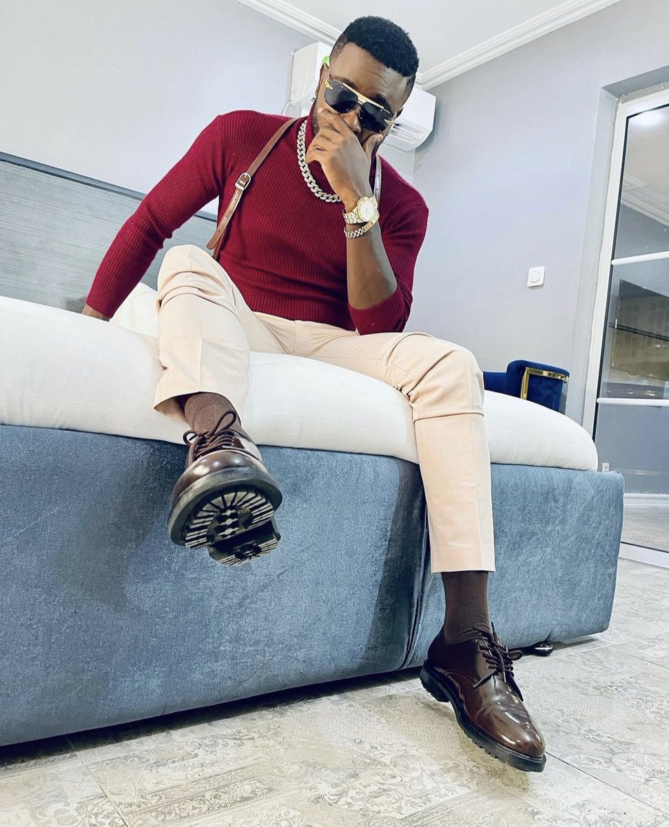 joanngomba's tweet photo. Who is Cameroonโs most fashionable music male artiste ? ๐จ๐ฒ๐จ๐ฒ๐จ๐ฒ
Stanley Enow, Locko, Tzy Panchak, or Salatiel?
#dcodedtv #freakytable https://t.co/ccEm1knIa3