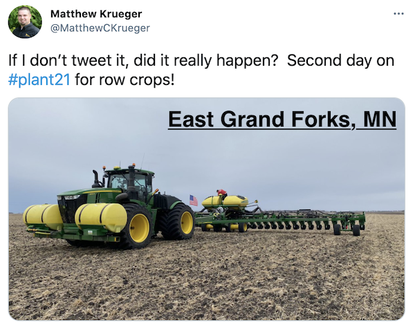 FarmTank's tweet photo. FarmTank Tweet of the Day!

Congrats to @MatthewCKrueger @PlsntVlyFarmer @TimJ8430 and @NEOutdoorGuy for being featured in @KevinVanTrump report! 

#FarmTank #FarmTankFriday #VTR #Corn #Agriculture #Soybean #AgTwitter #wheat #plant21 @JVTknows https://t.co/SHVbc7Sbae