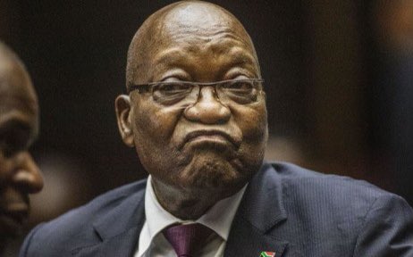 Loyiso Gwala on Twitter: "Did he just pass the traffic officer with out