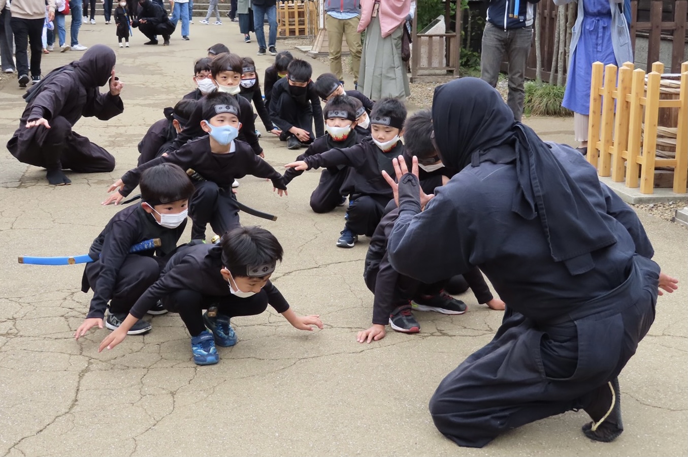 Edo Wonderland 日光江戸村 端午の節句 こどもの日 江戸ワンダーランド日光江戸村は 子供 たちが元気いっぱいによく遊びよく学び 健やかに成長できる場所でありたいと本気で思っております 本日は誠におめでとうございます 江戸ワンダーランド