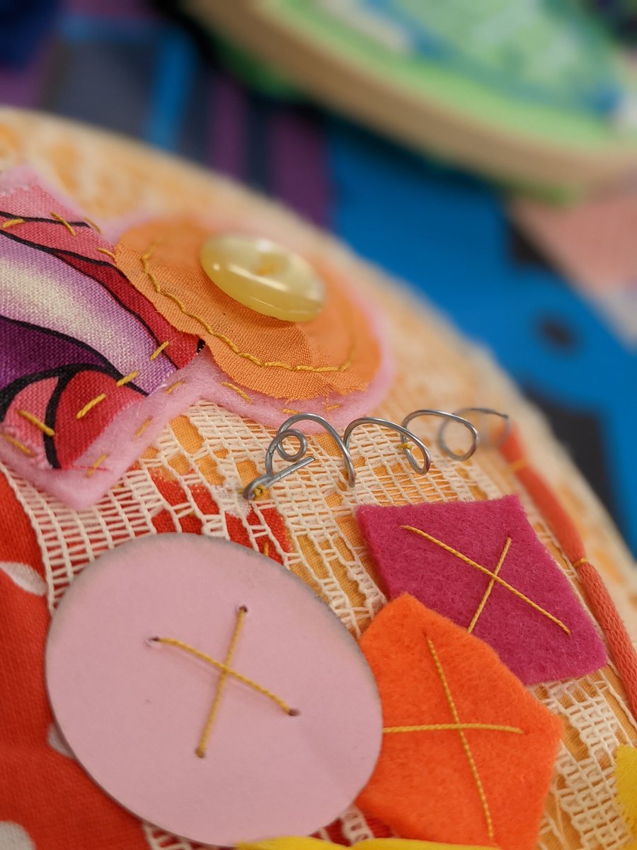 Fantastic work today! Workshop inspired by <a href="/jgradyartist/">Jessica Grady</a> <a href="/NationalCraft/">National Craft</a> #pattern #colourthespectrum #recycling #textiles <a href="/B_UpperHeaton/">Beckfoot Upper Heaton</a>