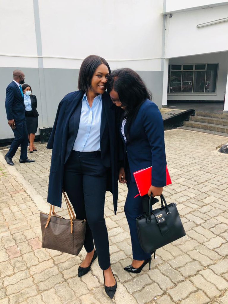 DeeleslieM's tweet photo. #making_memories #counsel
... “ good company and good discourse are the sinews of virtue”...
Izaak Walton... @muttermandy hiding in plain sight ya. https://t.co/NaCQxkyKfc