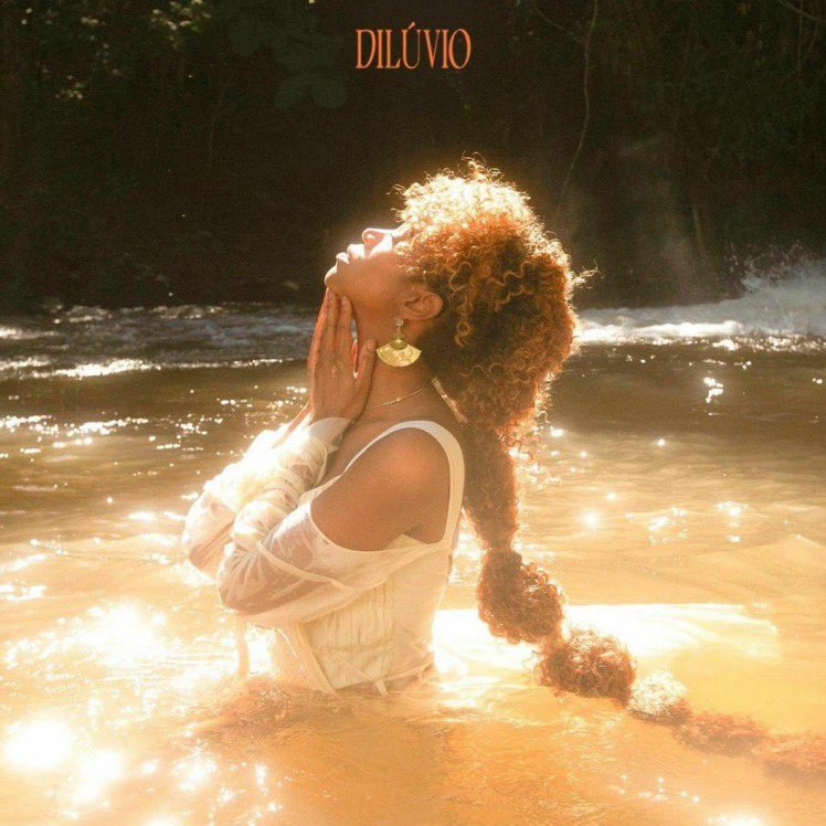 Vocês colocaram o Rodolffo em #1 no Spotify, então eu tenho todo direito de tacar stream na nova música da Karol Conká sem ser julgado https://t.co/5vOeaq3LGz