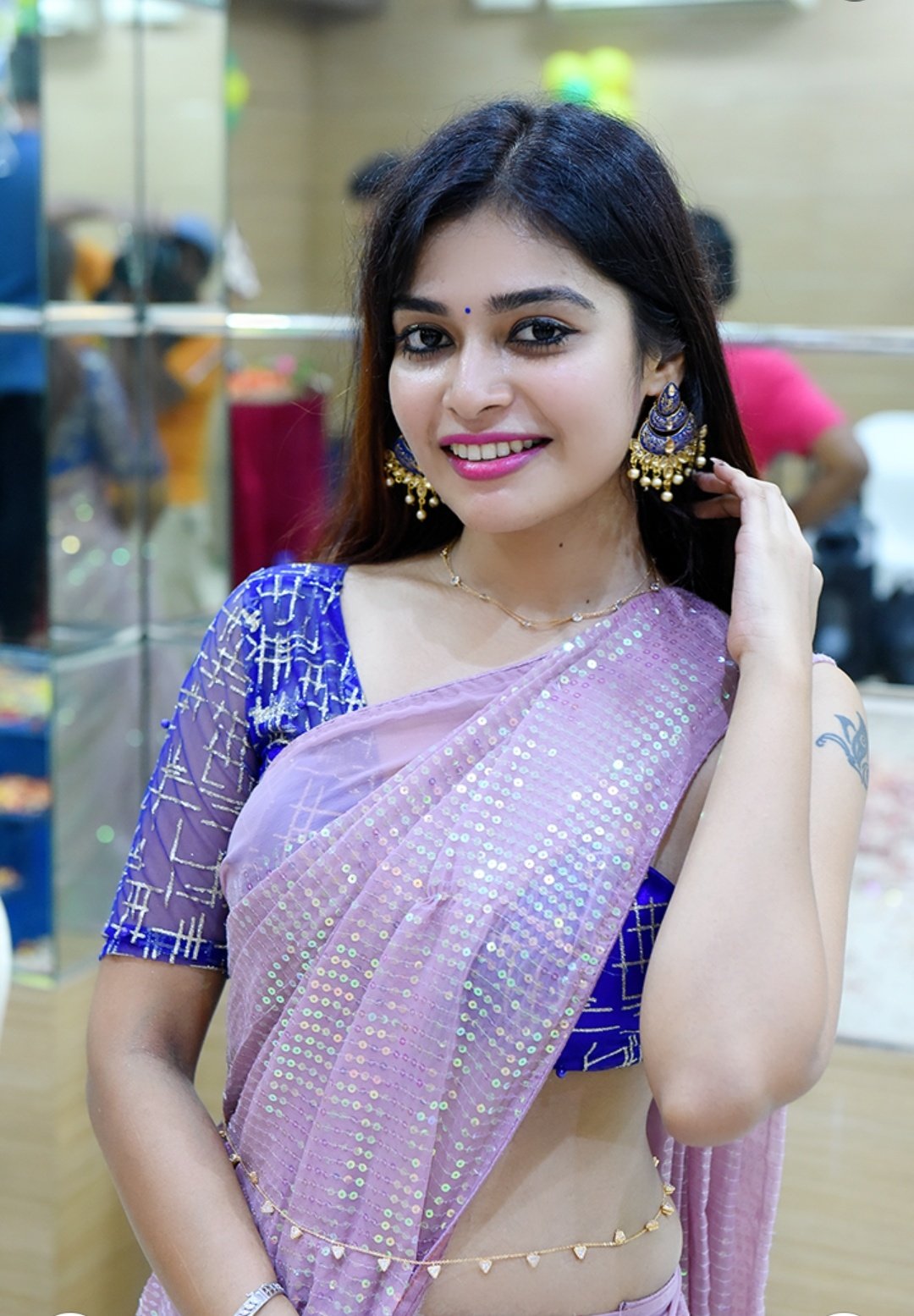 E0jNTUSUcAUS2T8?format=jpg&name=large