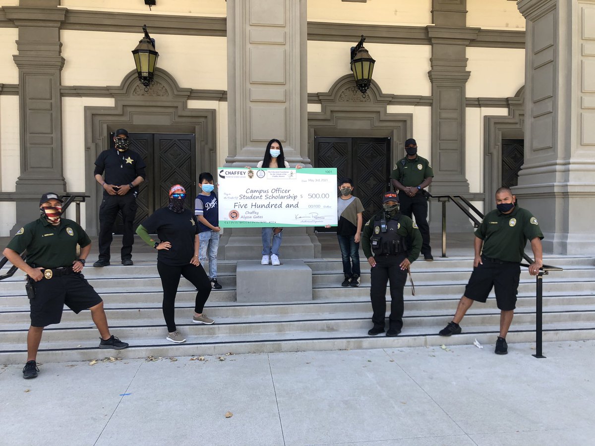 CjuhsdS's tweet photo. Campus Officers gave it their all at the Physical Agility Challenge, sweating to earn scholarships for their students!  $4,750 in scholarships awarded!  Thank you to Chaffey Federal Credit Union &amp; Education Foundation For Schools of the Chaffey District for the support! @CJUHSD https://t.co/HzbvRttwfI