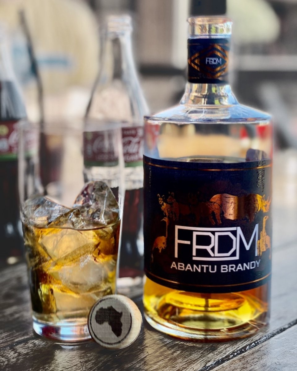 AfricanFRDM's tweet image. 📣Announcement:
ABANTU BRANDY has landed.
R259 gets you a bottle of this liquid gold - frdm.co.za