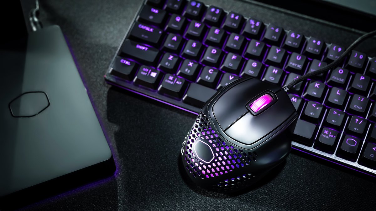 CoolerMasterME's tweet photo. المعادلة الكاملة لماوس الألعاب! #MM720 👑 https://t.co/BjjvMDqT61