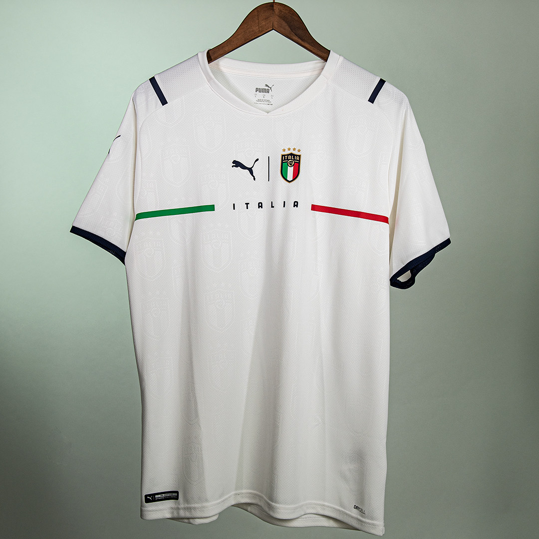 classicshirts's tweet image. 💥 GIVEAWAY 💥

We're giving this 2021 Italy Away shirt 🇮🇹

To Enter: 

1. Retweet this post 
2. Follow @classicshirts
3. Reply with #ClassicFootballShirts

Good Luck!