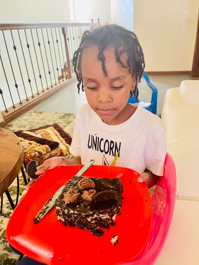 ParentsKampala's tweet photo. Baking without Fire.
In our latest baking online class, P1 &amp; P2 pupils were taught how to make a cake without fire.
They're surely tastier than they look.
Admissions are Ongoing, Apply Now.
#givingyourchildtheedge https://t.co/8u35tIpGO4