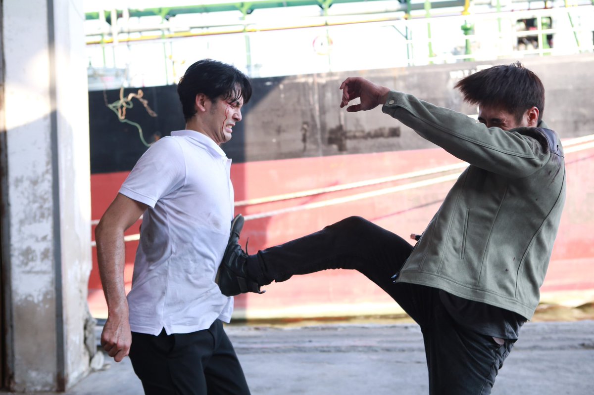 เอางานถ่ายภาพนิ่งฉากแอคชั่นมาฝาก ใช้ไม่ได้ซักรูป เพราะขำมาก 55555555 #บาปอยุติธรรมตอนจบ